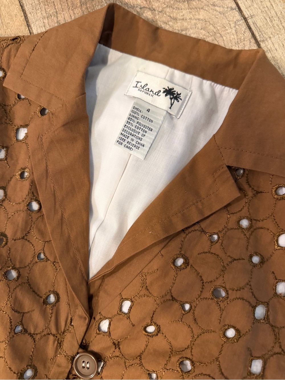 Island Republic Brown Eyelet 3/4 Blazer & Wide-Leg Capri Pants Set White Lining - Picture 5 of 10